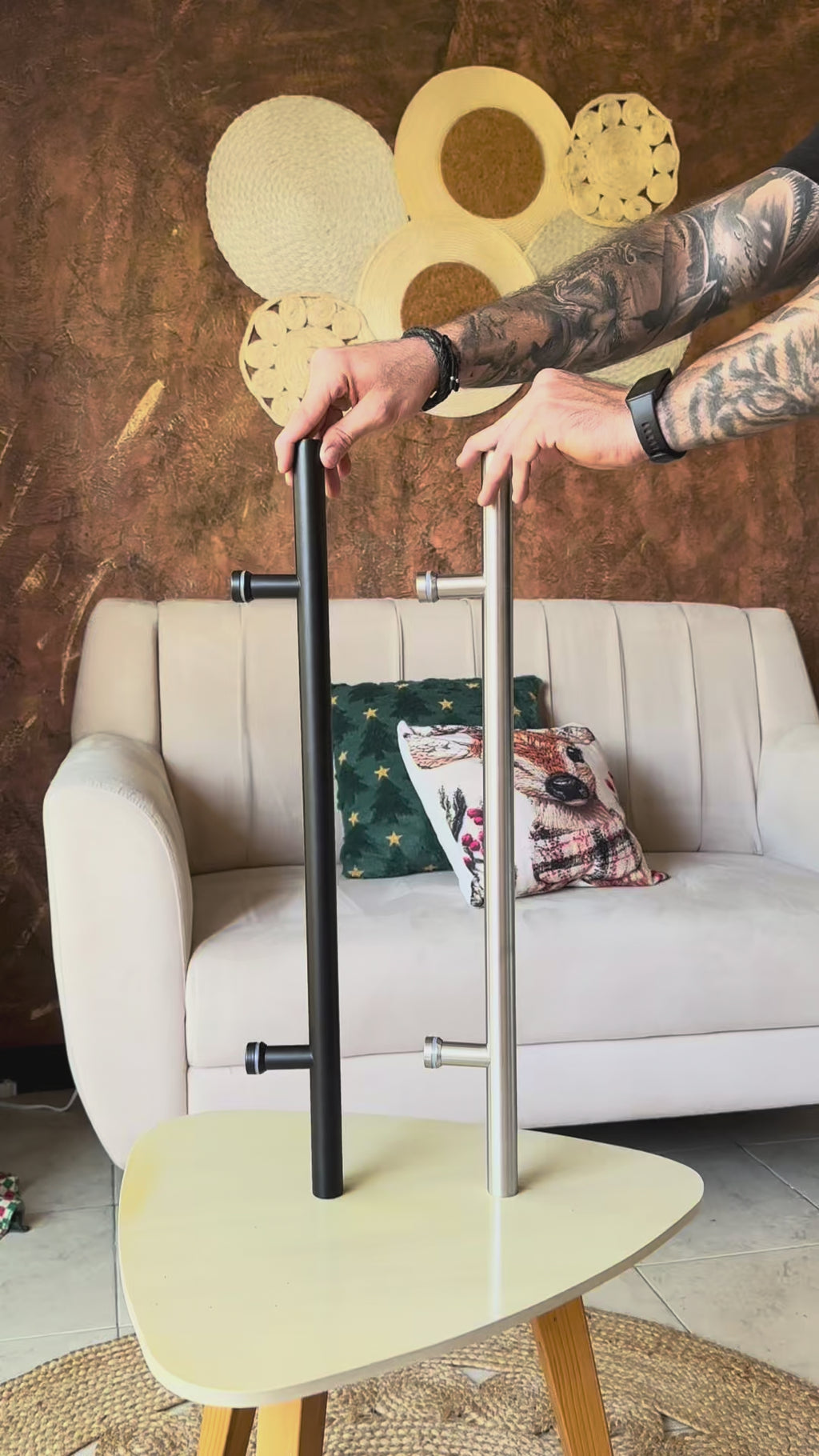 Manija sencilla negra redonda 60 cm